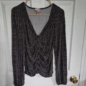 Chic Black and Gray Ruched Women's Blouse
